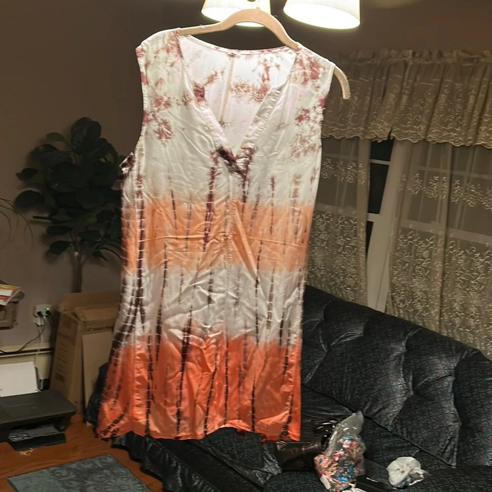 Shirt - Picture 1 of 4